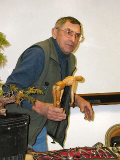 Horst Krekeler conducting a bonsai workshop at GSBS in 2003
